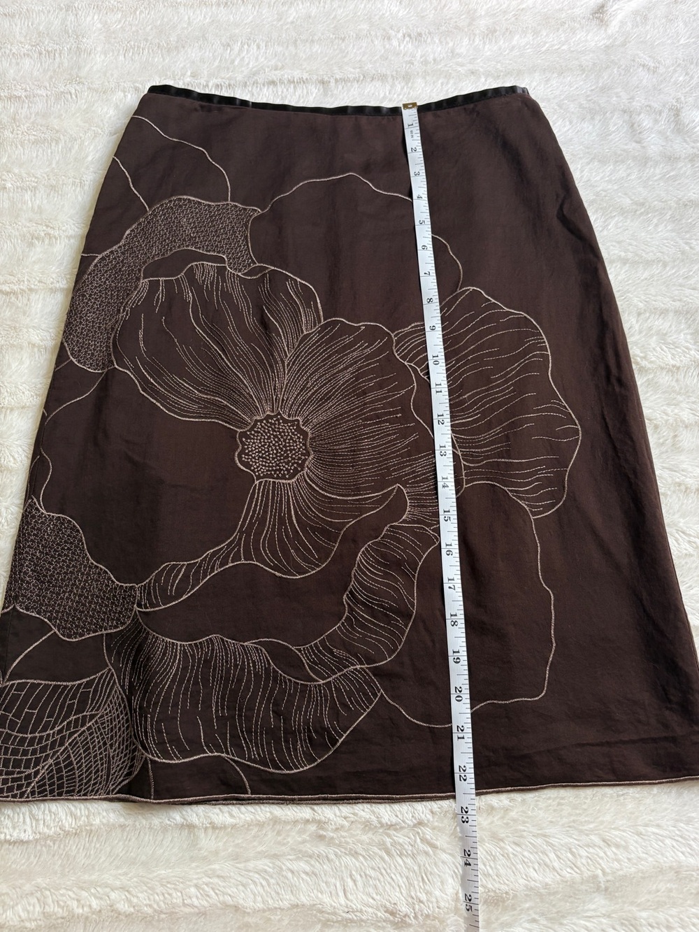 Ann Taylor Cotton Midi Skirt Size 0 Brown Floral Embroidered | Earthy Boho Fairy - Picture 9 of 9